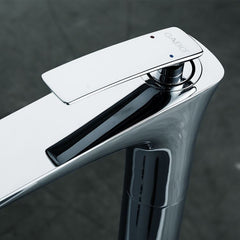 水栓 床置きシャワー水栓 床立ち上げ式浴槽蛇口 冷熱混合栓 水栓金具 銀 - Kansofurni