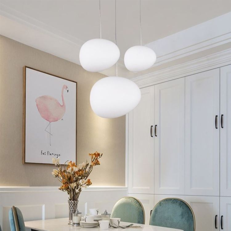 ペンダントライト リビング照明 食卓ランプ 店舗 玉石型 白 モダン ガラス 1灯 - Kansofurni