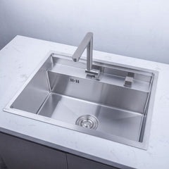 キッチンシンク ナノ台所流し台 58*45cm オーバー アンダー 304ステンレス 折畳み式蛇口付 目隠しフタ付 銀 1槽